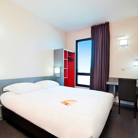 Premiere Classe Lyon - Saint Priest Eurexpo Экстерьер фото