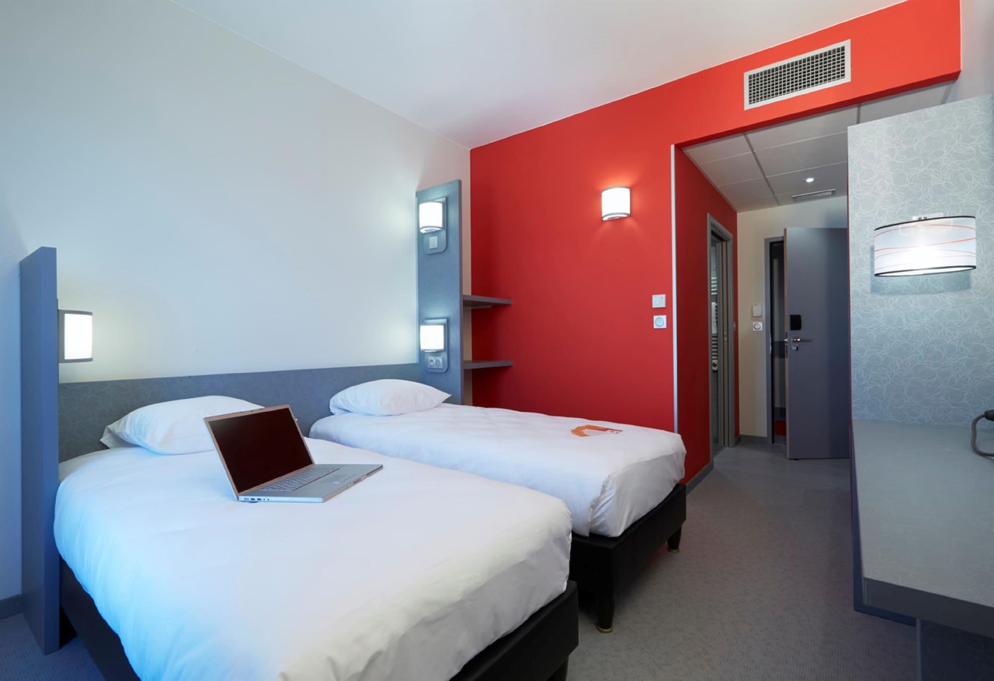 Premiere Classe Lyon - Saint Priest Eurexpo Экстерьер фото