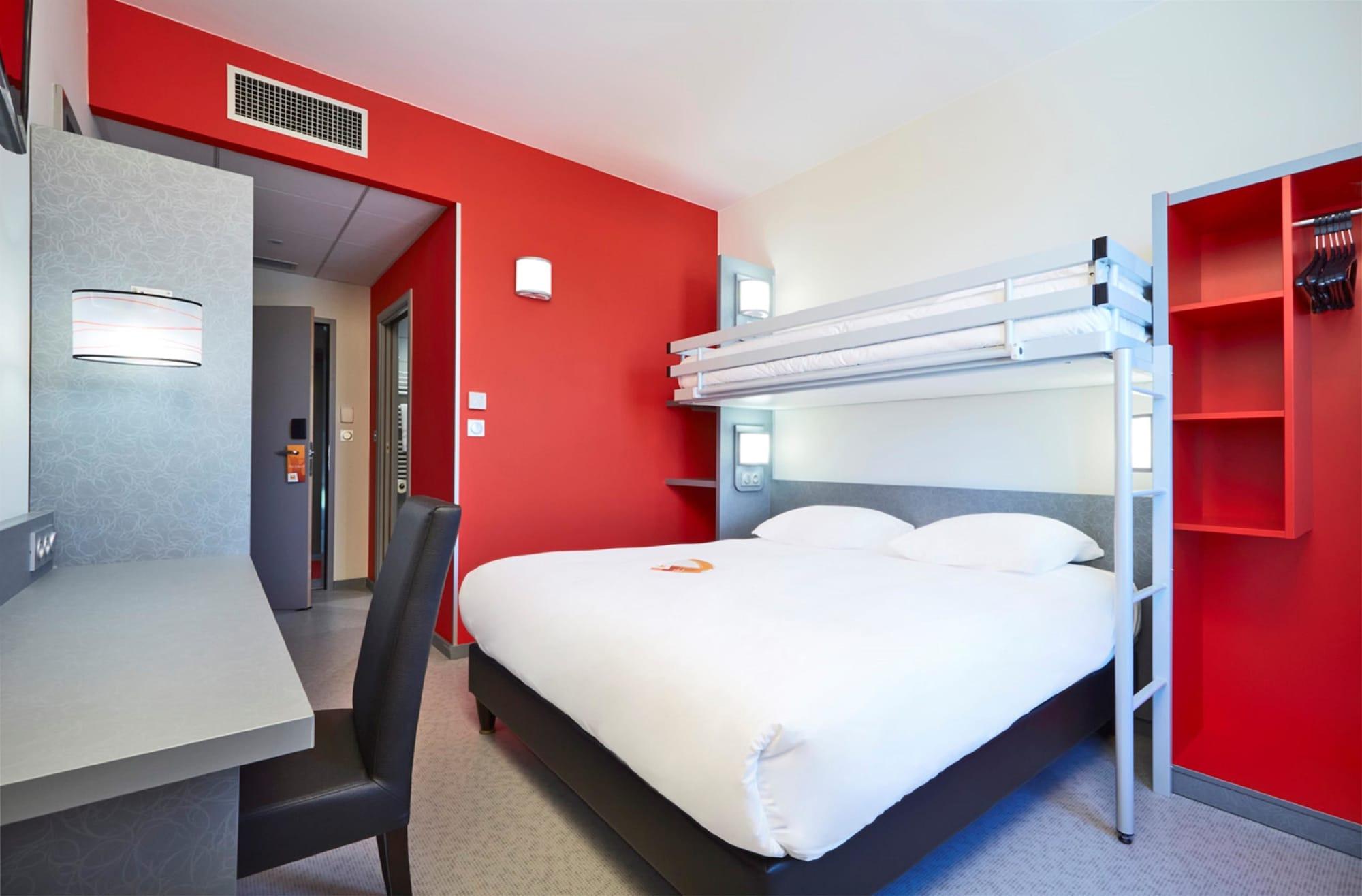 Premiere Classe Lyon - Saint Priest Eurexpo Экстерьер фото